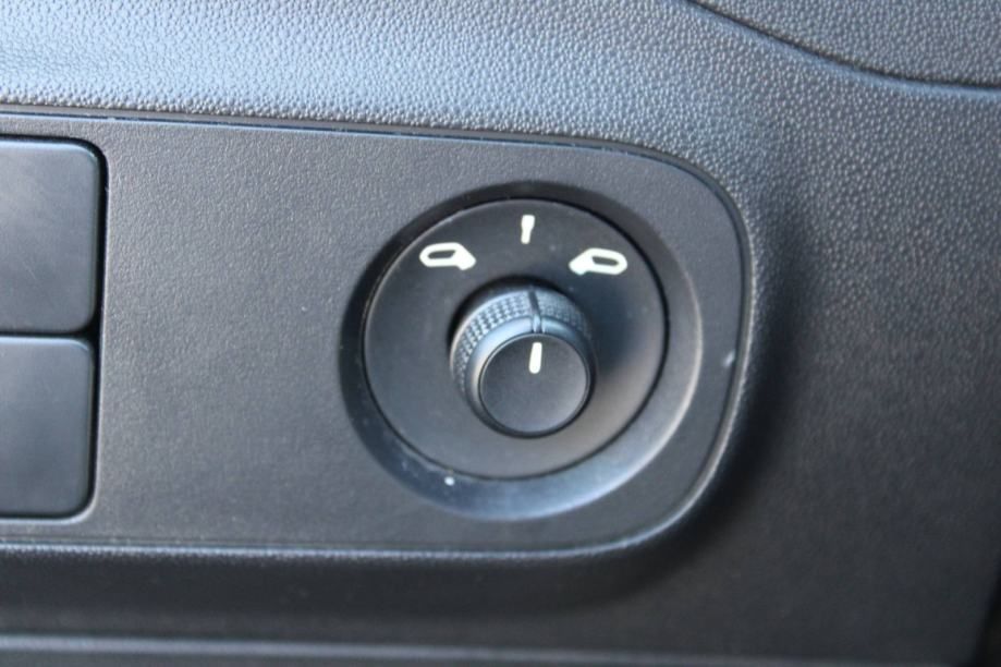 citroen c3 1.2 puretech *navigacija* - slika 10