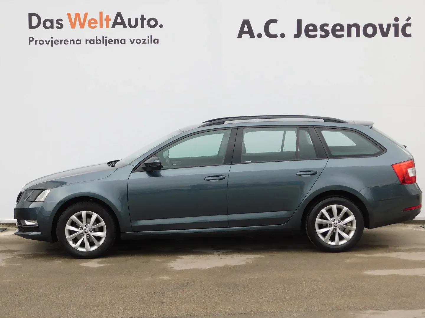 06568 škoda octavia combi style 1.6 tdi dsg - slika 6