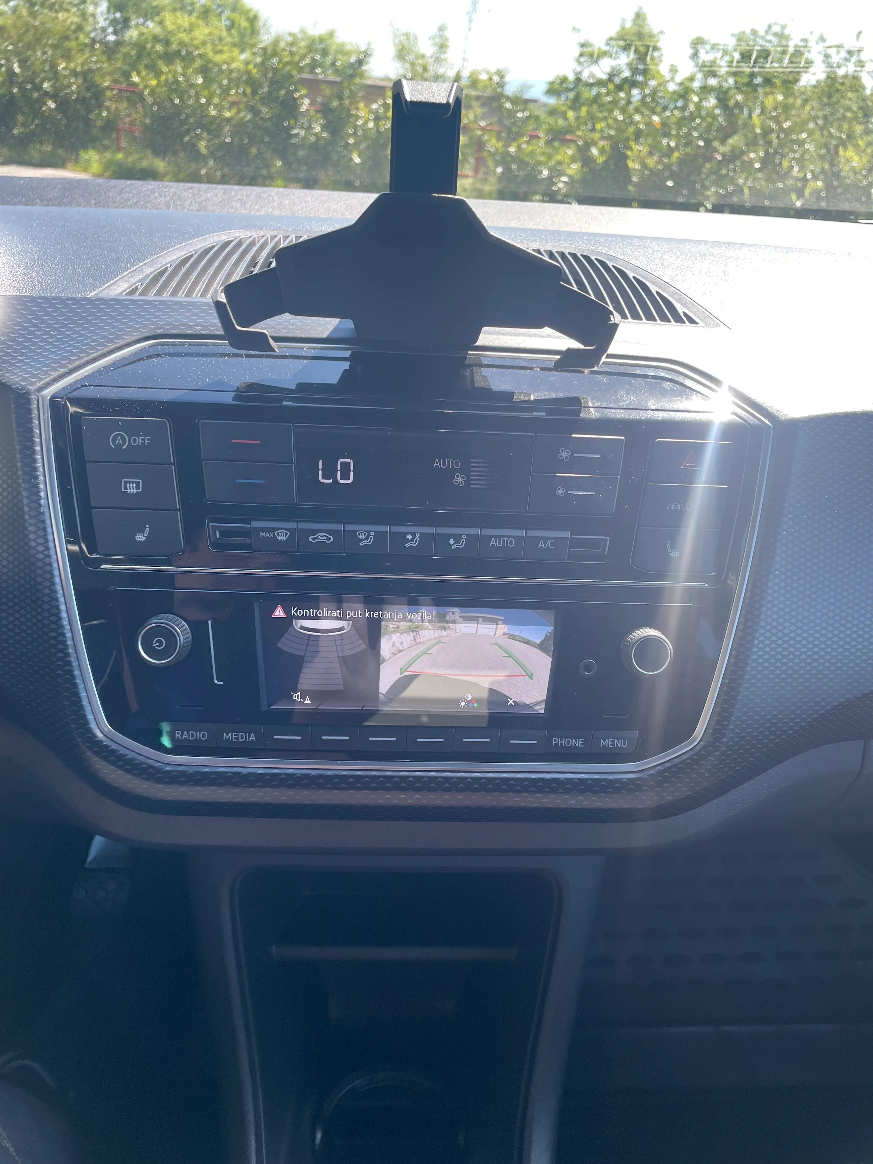 vw up 1.0,48kw,2021 god,44000km - slika 4
