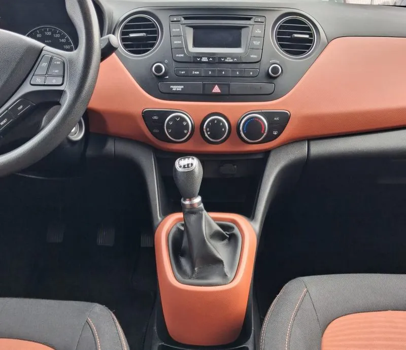 hyundai i10 1,0 , 2014 km, 158000 ,kartice 24/36 rata - slika 8