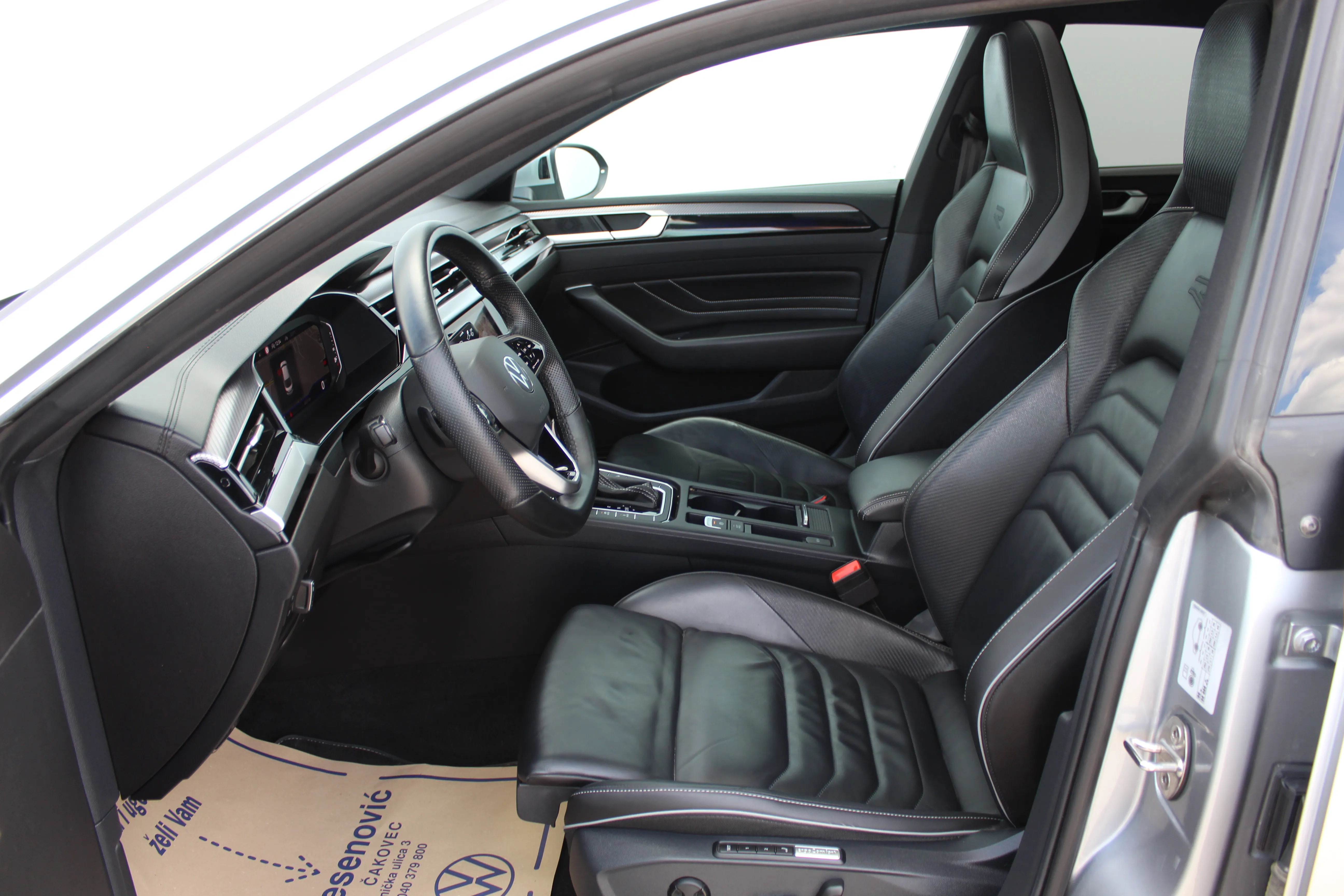 13218 volkswagen arteon 1.4 tsi ehybrid dsg r-line - slika 8