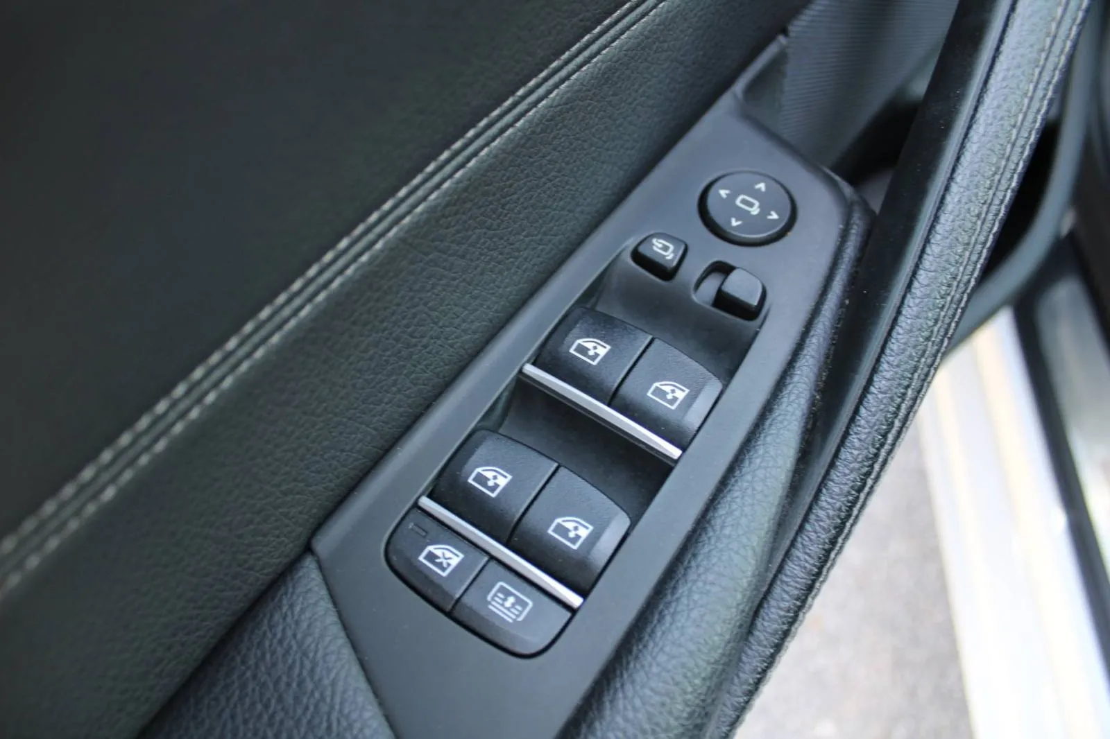 bmw serija 5 540d xdrive sportline automatik - nije uvoz - slika 14