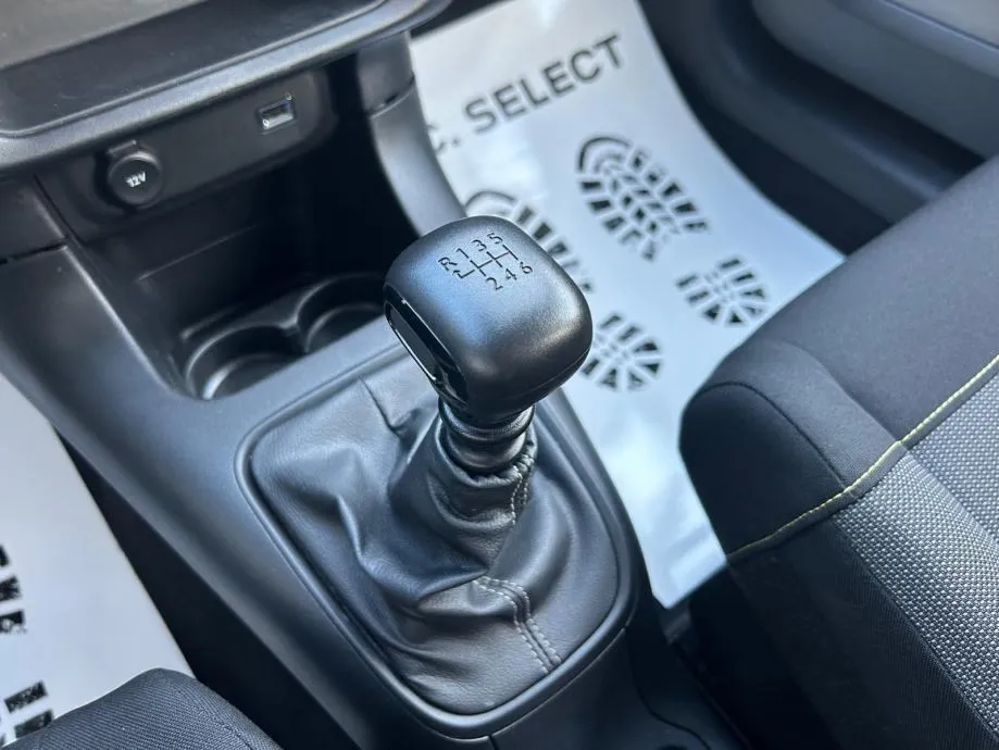 citroën c3 1,5 bluehdi - 2021 - navi - senzori - garancija - reg 1 god - slika 18