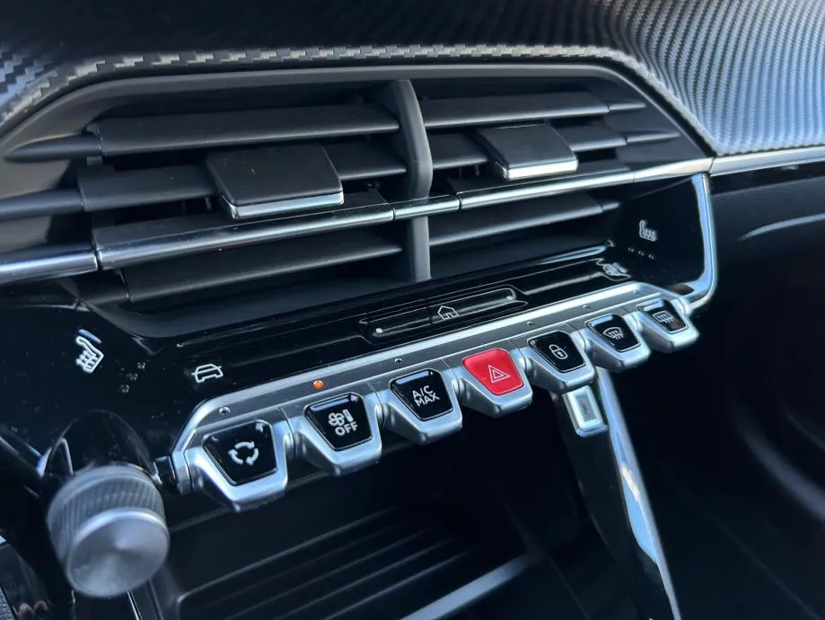 peugeot 208 style 100 - 2026 - novo - 8 god garancija* - rata 195€ !!! - slika 17
