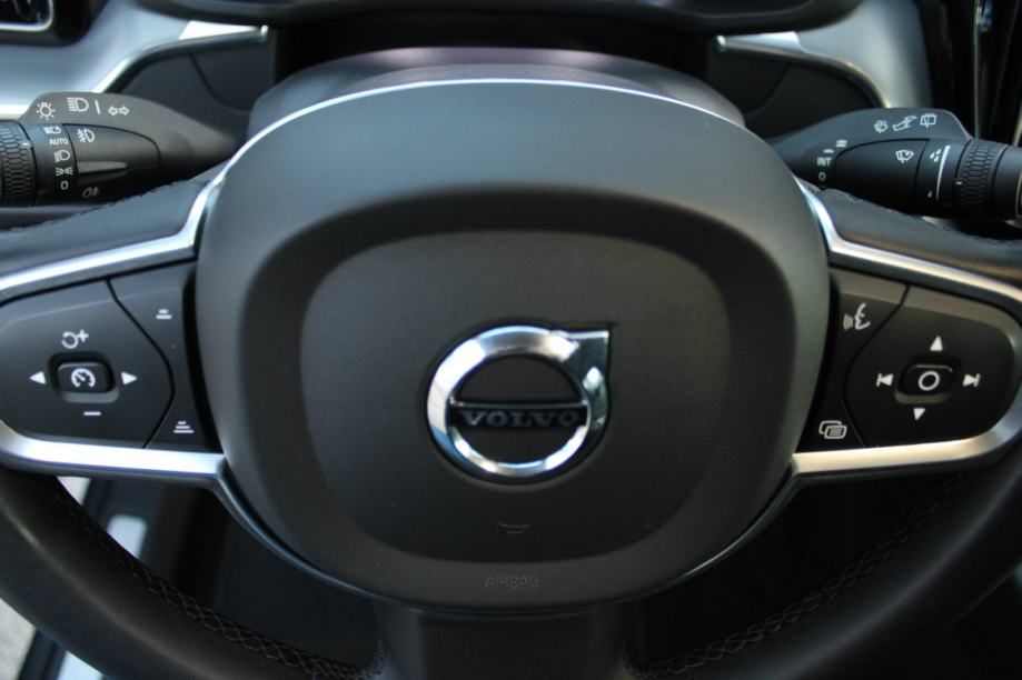volvo xc60 2.0d b4 automatik *led, navigacija, kamera* - slika 13
