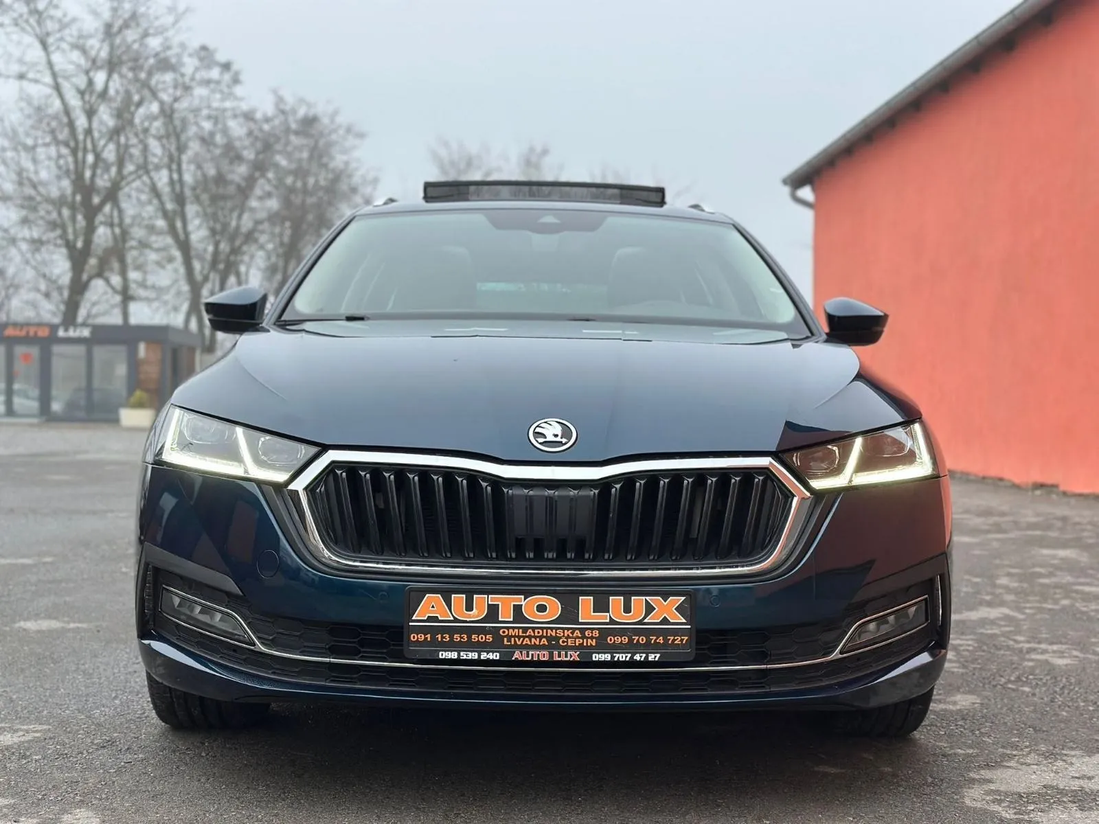 škoda octavia combi 2,0 tdi automatik •2021g•pano•kamera•leasing7god - slika 2
