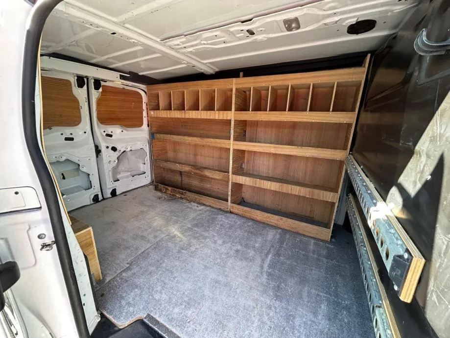 citroen jumpy hdi - 2020 - 3 sjedala - navi - 150.000km - perfektan - slika 17