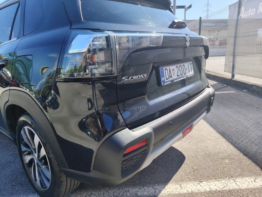 suzuki s-cross 1,4 glx hybrid 4x4 - slika 5