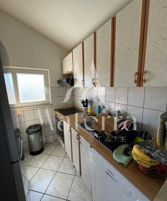 vodice, 3-soban stan 65,45m2 sa velikom terasom, parking - slika 2