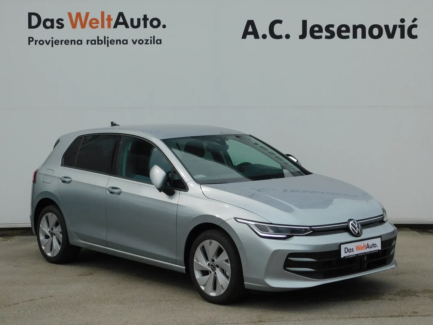 12828 volkswagen golf 1.5 tsi ehybrid dsg life plus - slika 3