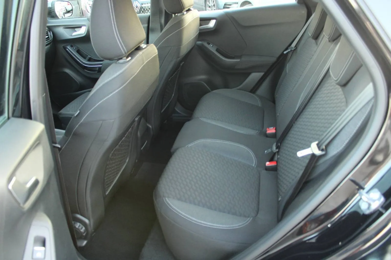 ford puma 1.0 ecoboost automatik titanium - slika 10