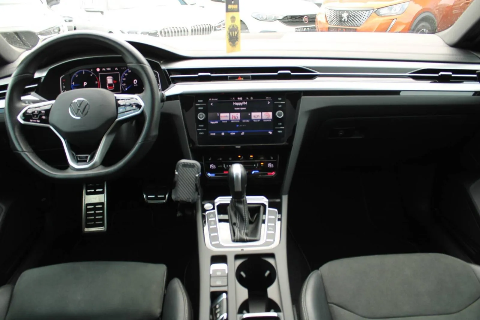 vw arteon 2.0 tdi dsg r-line *panorama, led, kamera, navigacija* - slika 17