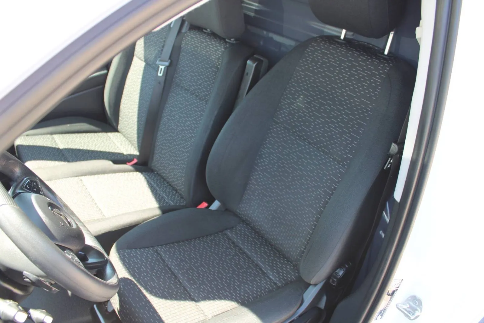 mercedes-benz vito 114 cdi long automatik *kamera*, 2023 god. - slika 8