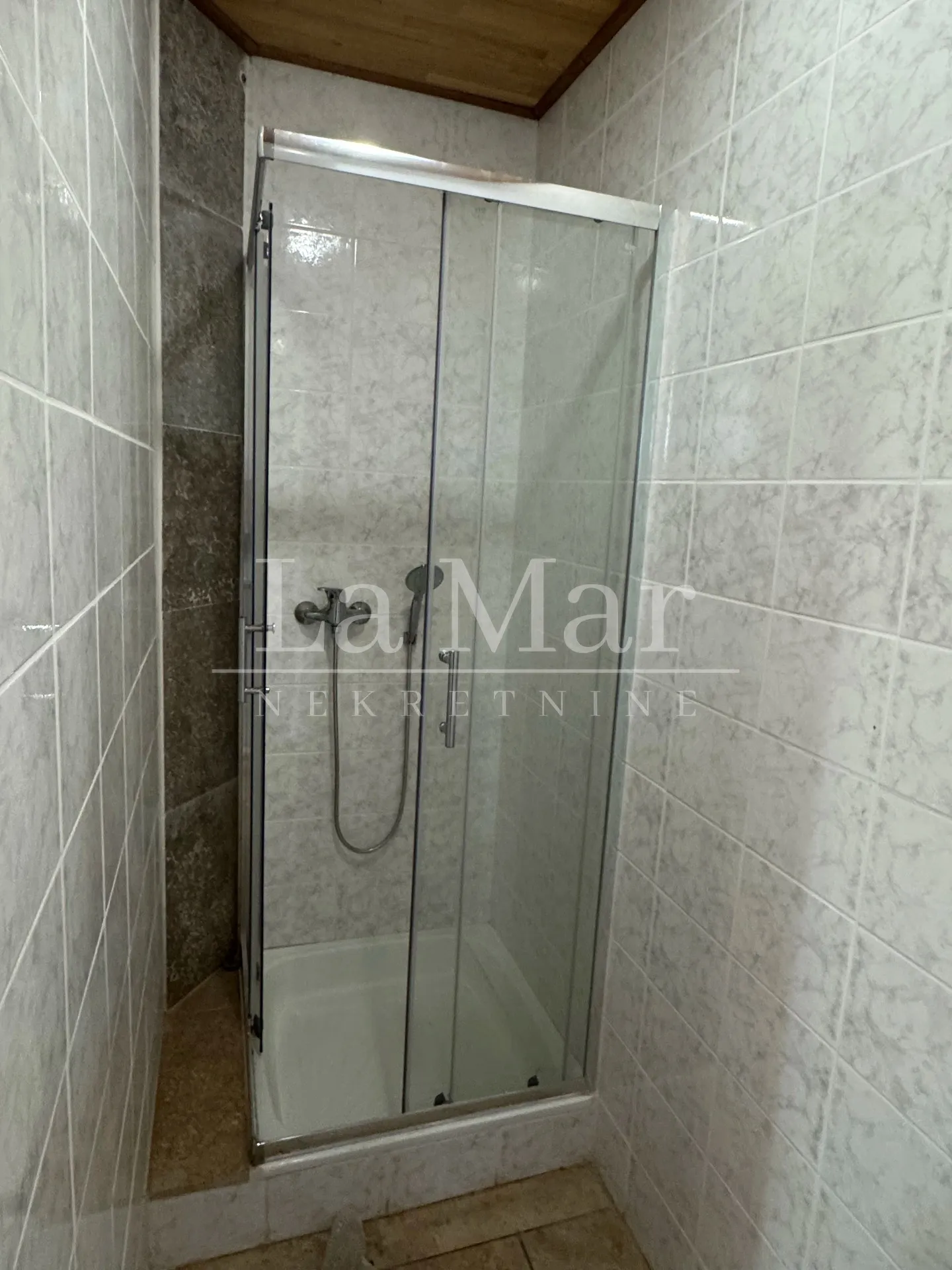 harmica - poslovno-stambeni objekt -535,16 m2 - slika 23