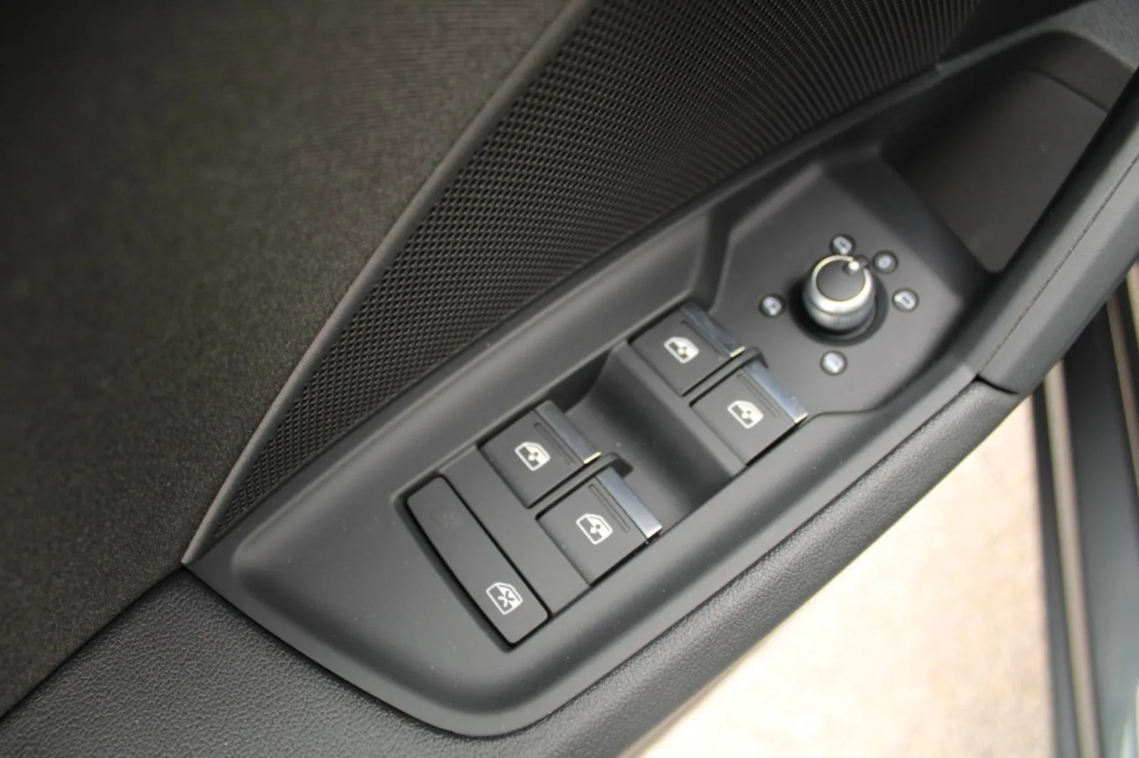 audi a3 30 tdi limuzina s-tronic *led, navigacija, kamera* - slika 23