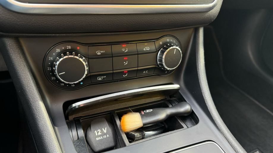 mercedes-benz gla 200 automatik 115kw - slika 7