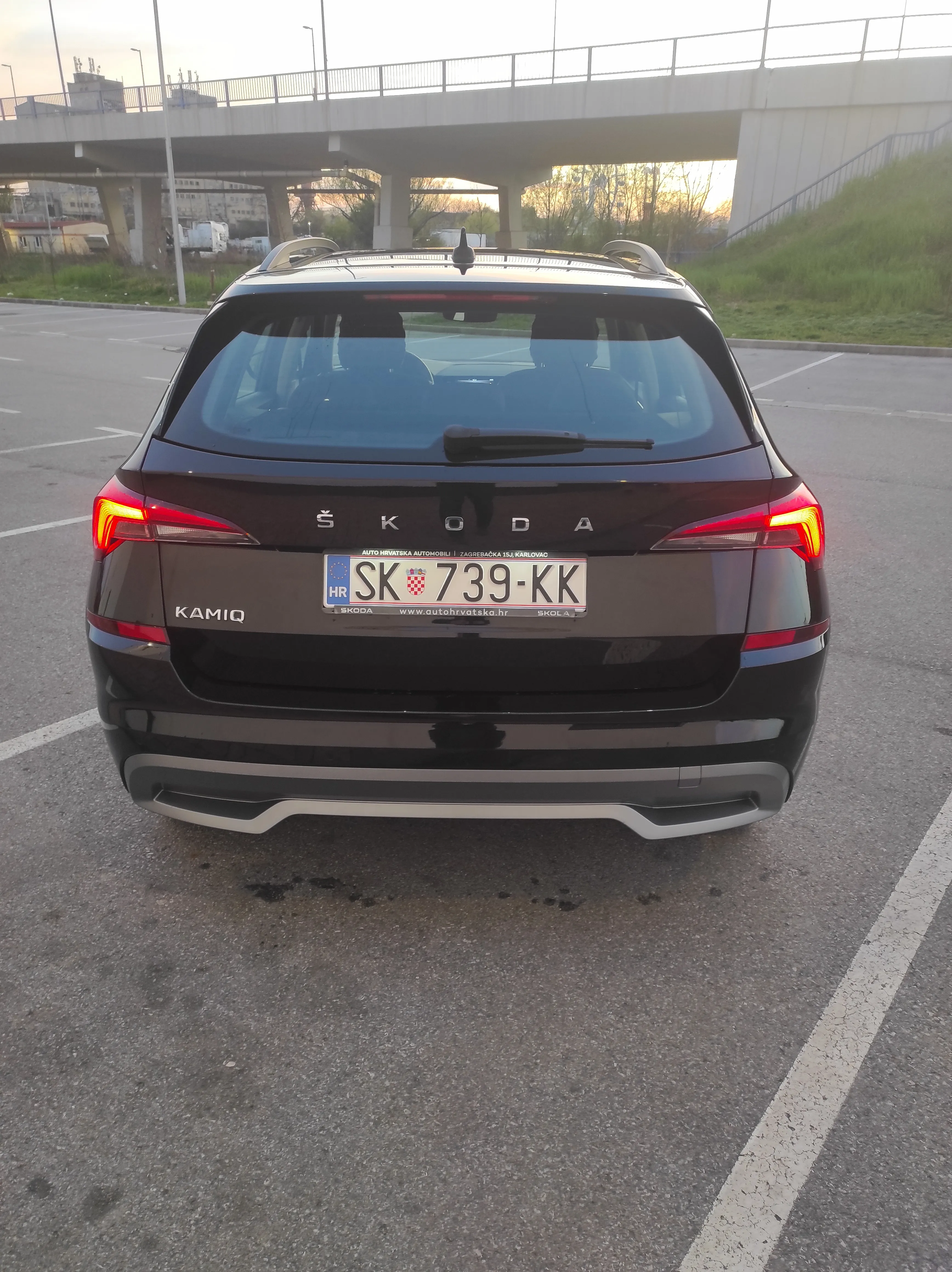 škoda kamiq 1.0 tsi - slika 3