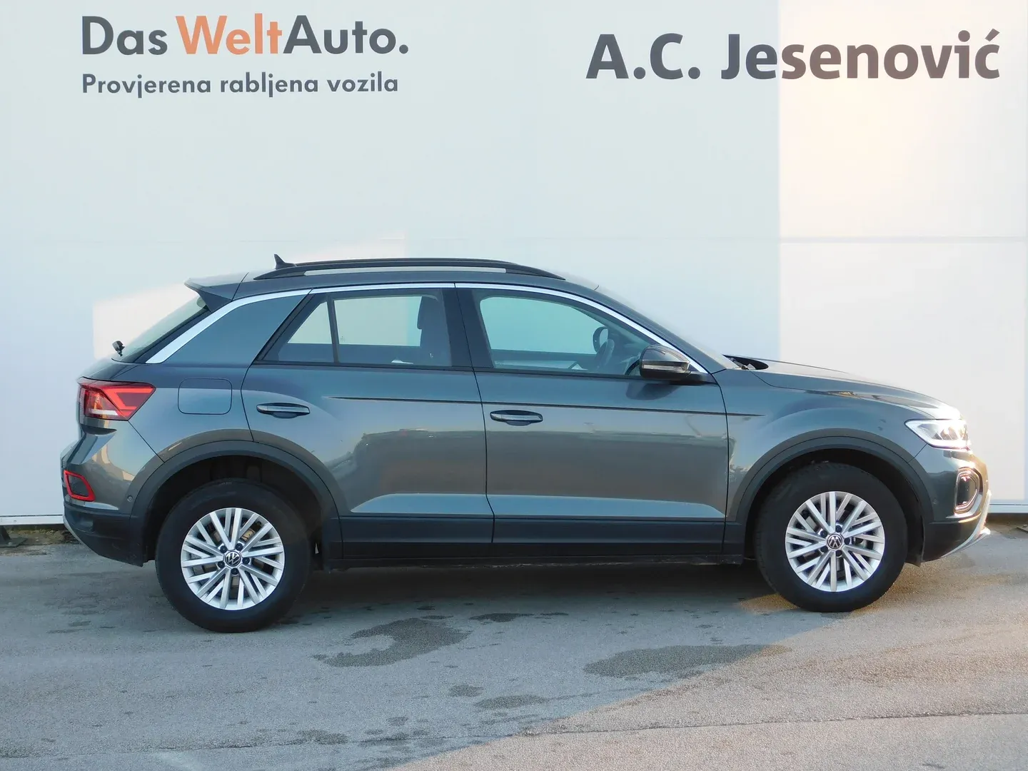 10216 volkswagen t-roc 1.0 tsi life - slika 4