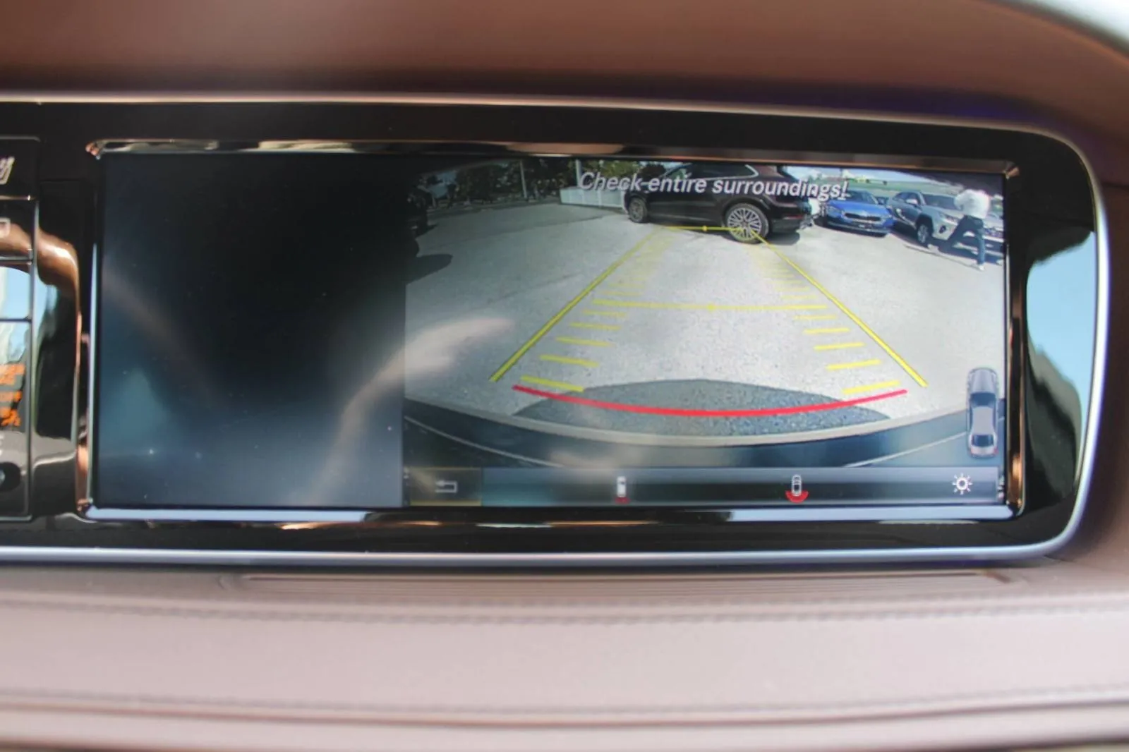 mercedes-benz klasa s 350d 4matic *panorama, burmester, kamera 360* - slika 23