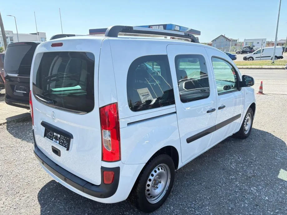 mercedes-benz citan 111 cdi*115ks*climatronic*navigacija* - slika 4