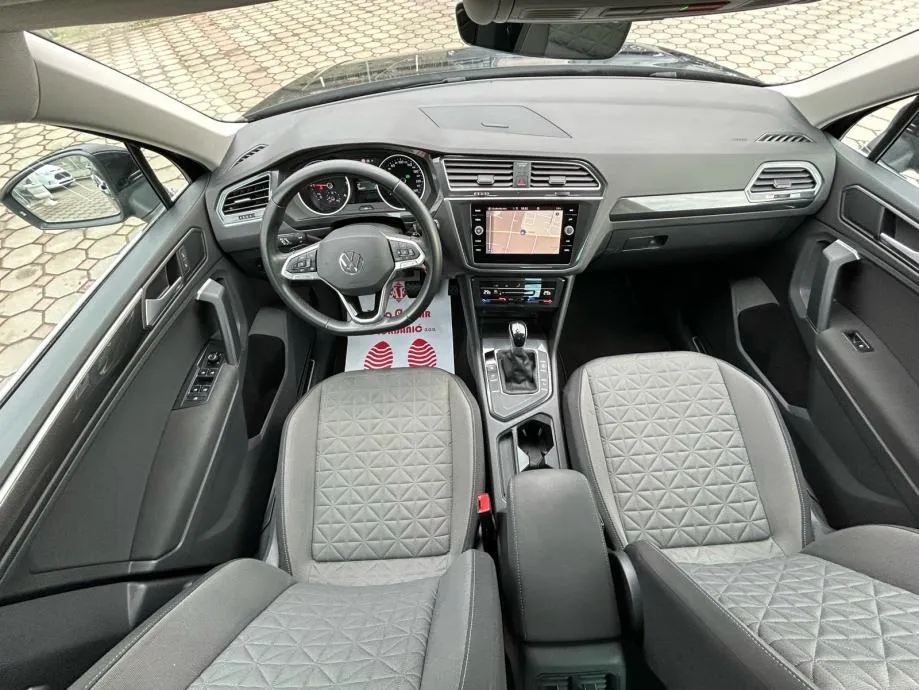 vw tiguan 2,0 tdi dsg 2023.,navi, temp, park senzori, alu, led... - slika 9