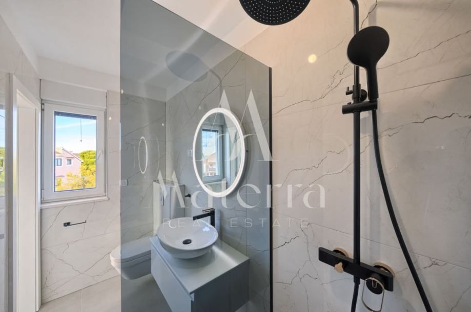 lux penthouse, površine 131,69m2, pogled na more (prodaja) - slika 11