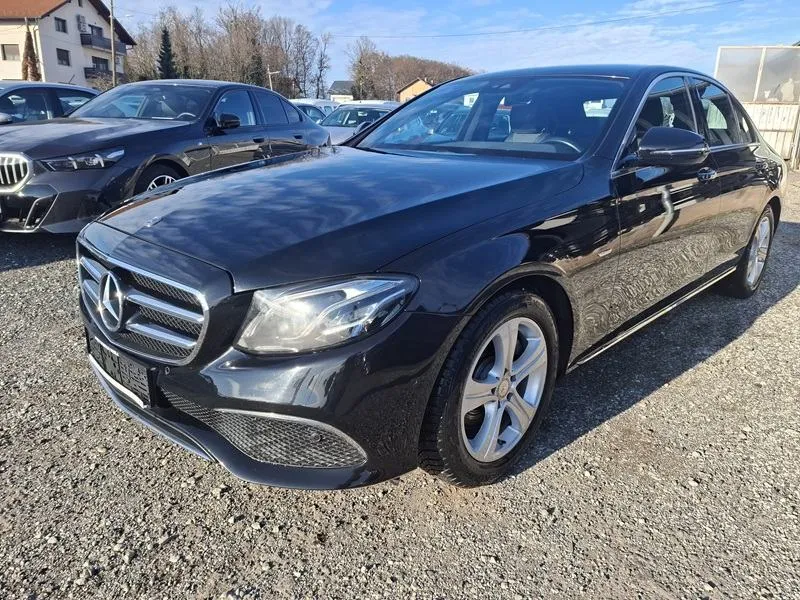 Mercedes-Benz E-klasa 300 D*245ks*Climatronic*Navigacija*Park.kamera* - Sesvete, Zagreb