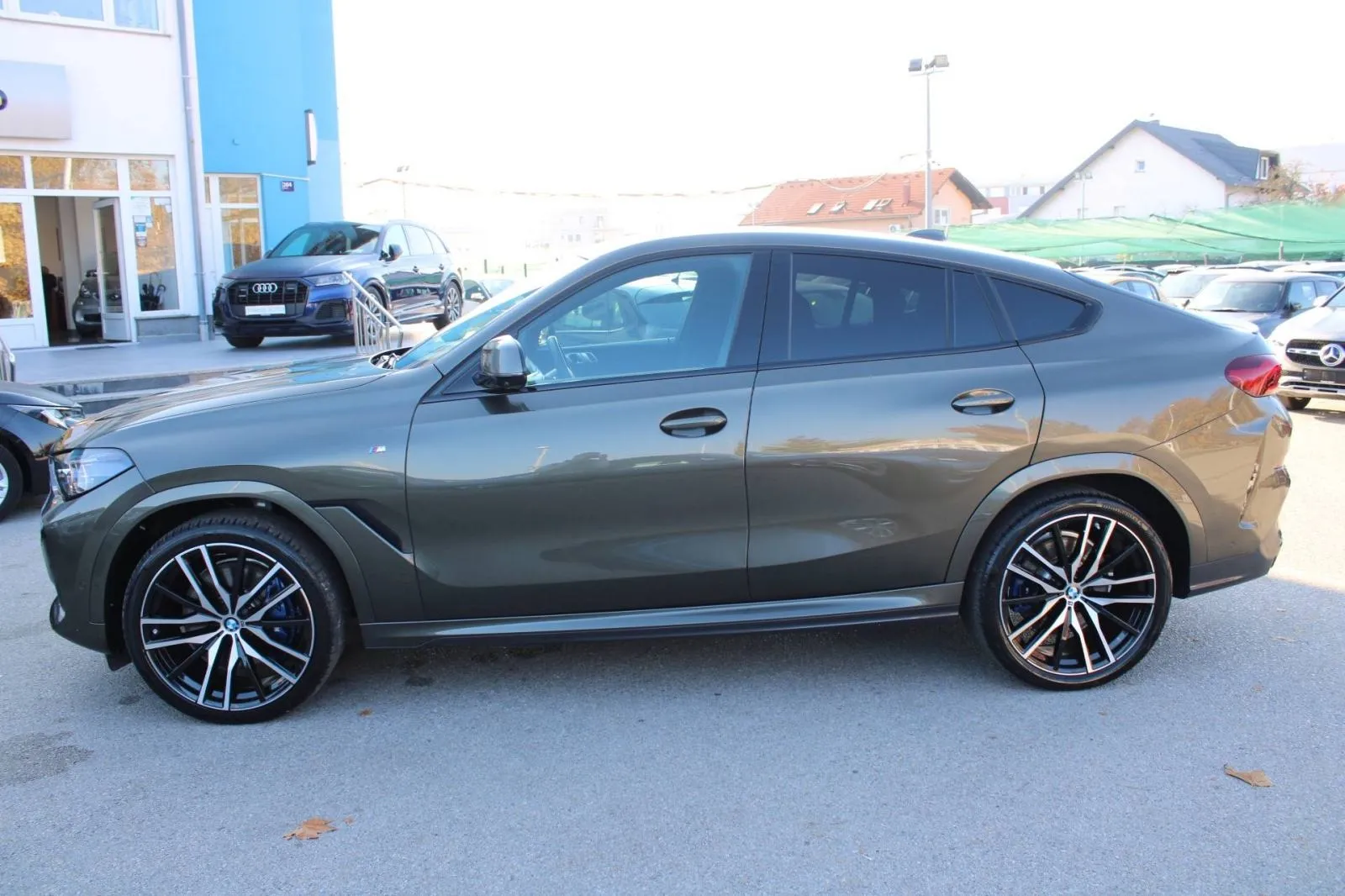 bmw x6 40d xdrive automatik m-paket *panorama, harman kardon, laser* - slika 8
