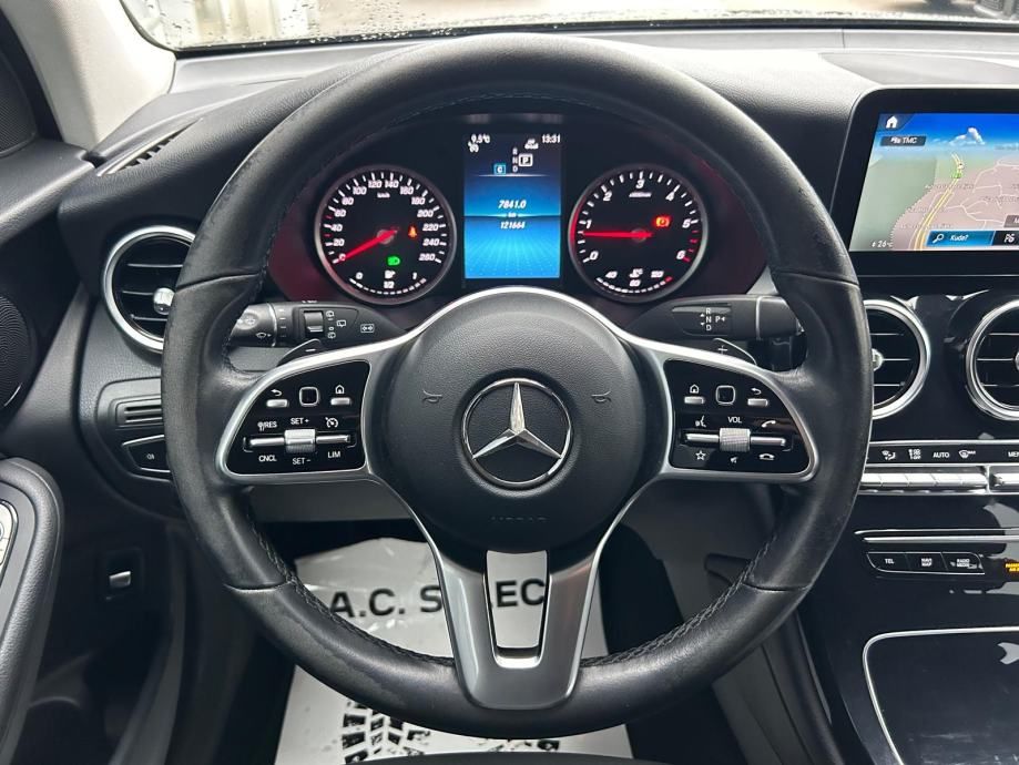 mercedes glc 200 4matic - model 2022 - navi - kamera - reg 1 god !!! - slika 14
