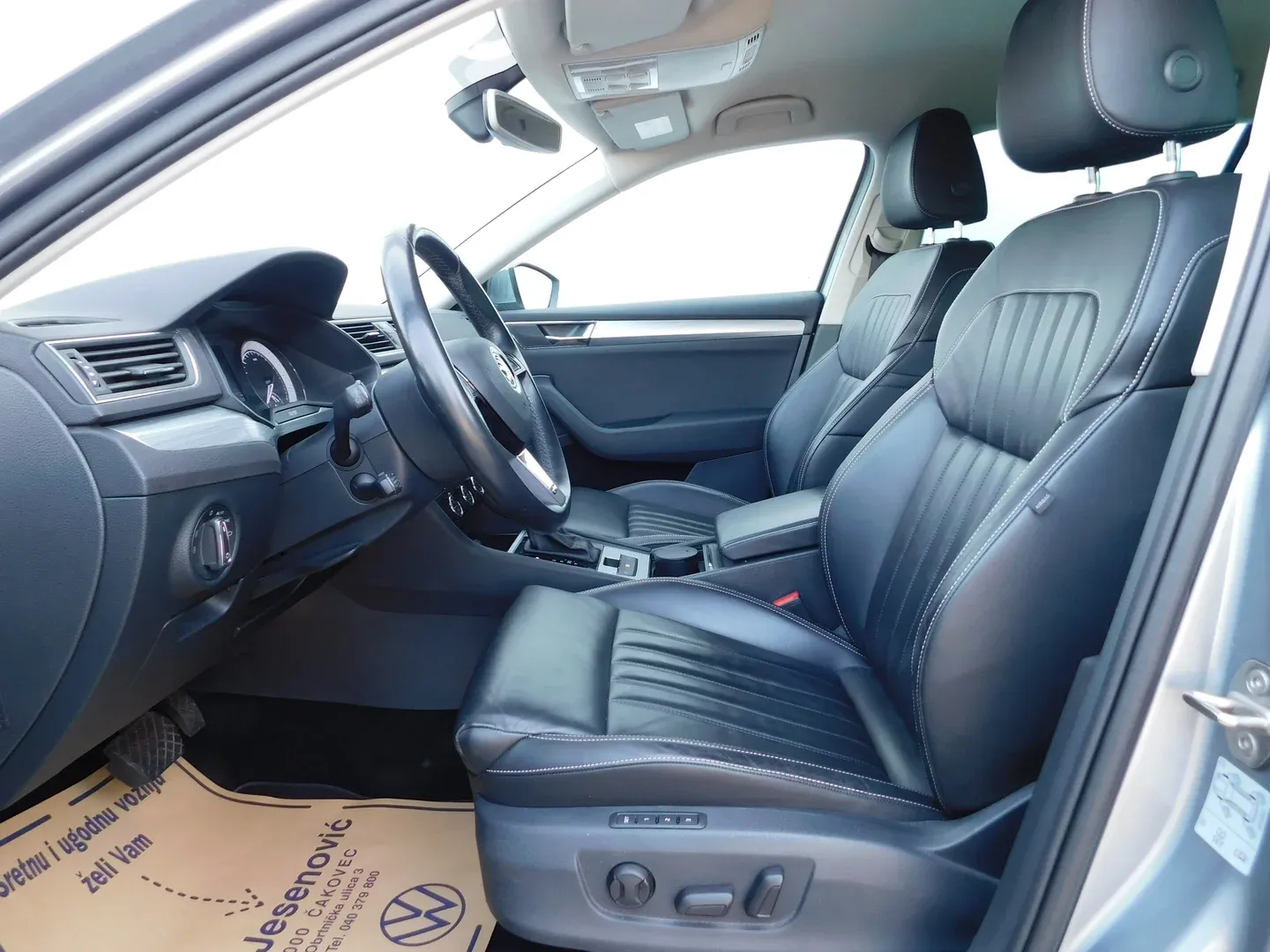 11447 škoda superb combi ambition 1.6 tdi dsg - slika 7