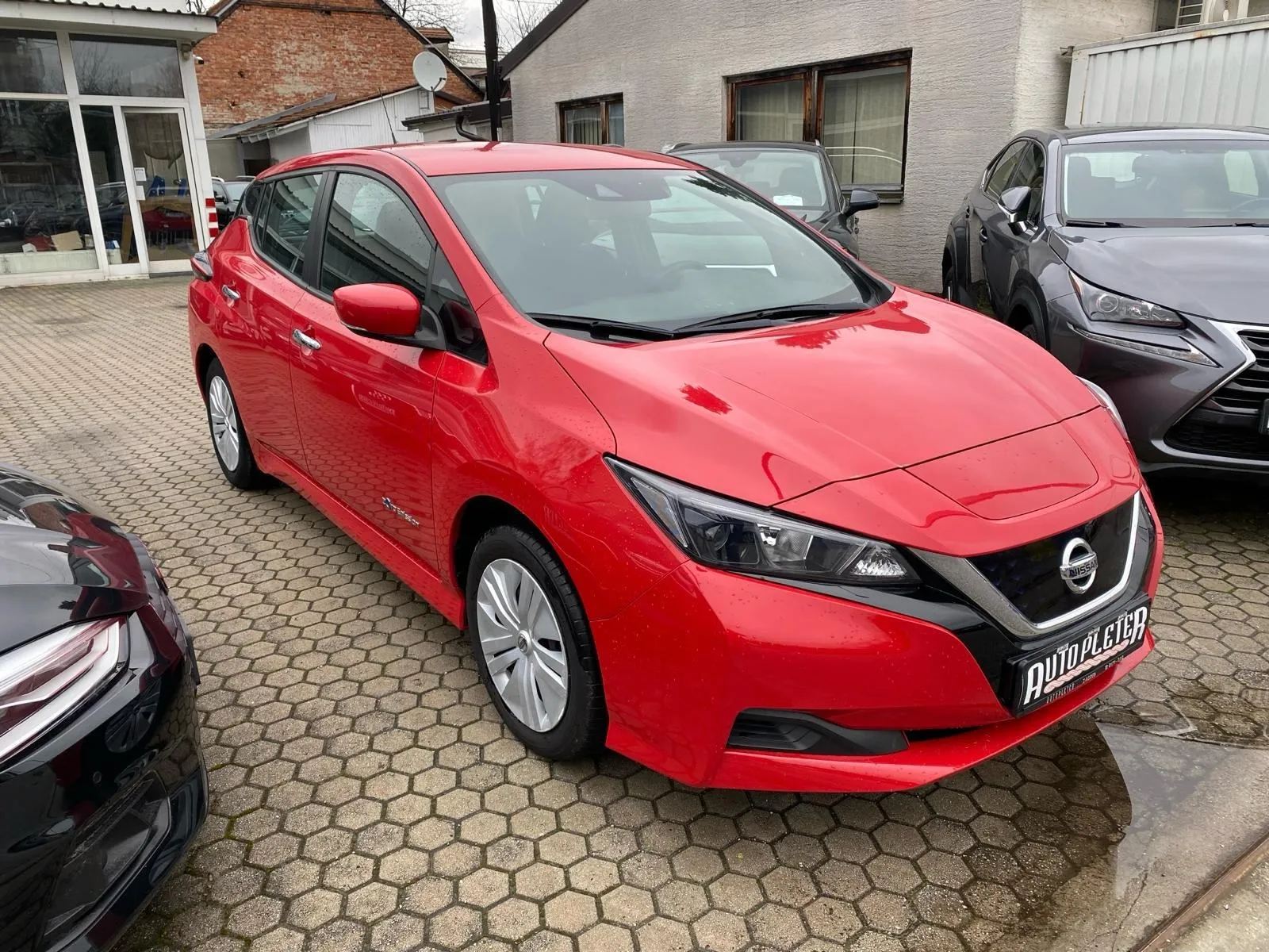 nissan leaf 40 kwh automatik, navi, kamera, 4x garancija!!! - slika 2