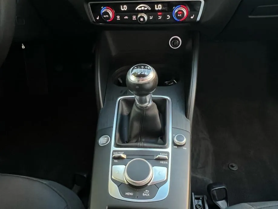 audi a3 30 tdi sedan led svjetla - slika 18