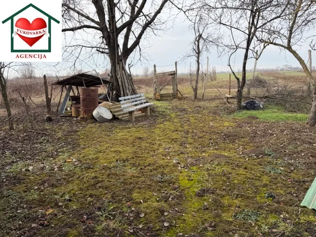 vukovar, sajmište 194 kuća 40m2 i 3 p.z. na ok. 1079 m2 - slika 20