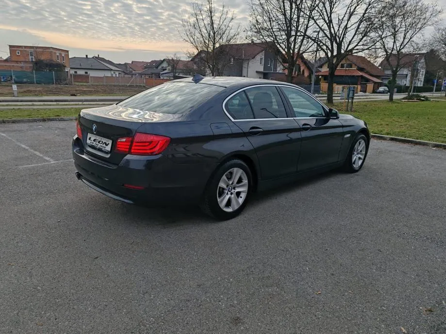 bmw serija 5 520d automatik, 2011g, 274000 km, kartice 24/36 rata - slika 6