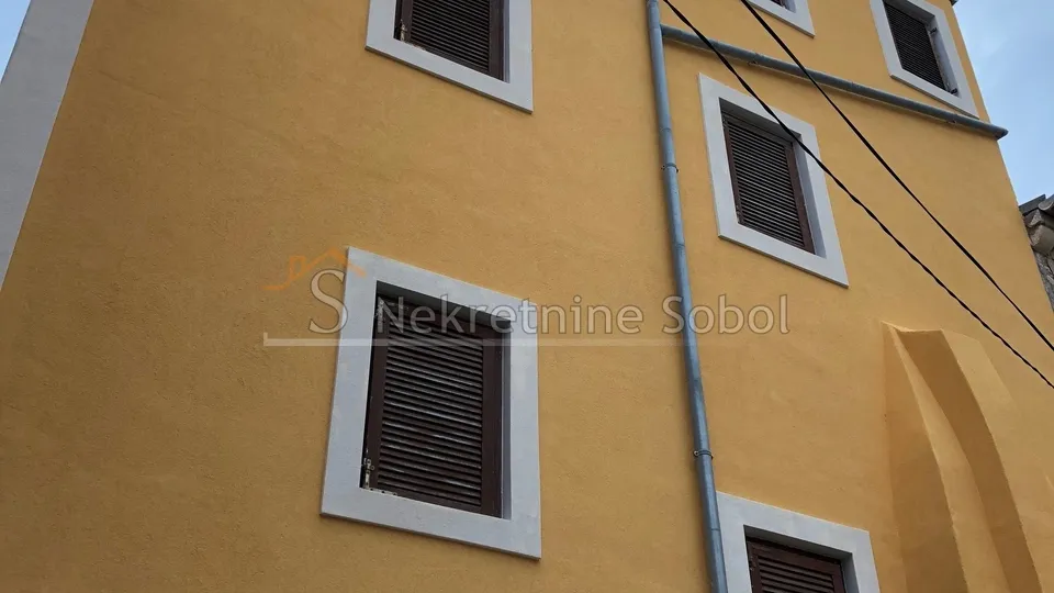 mali lošinj - kuća, 250 m2 prodaja - slika 2