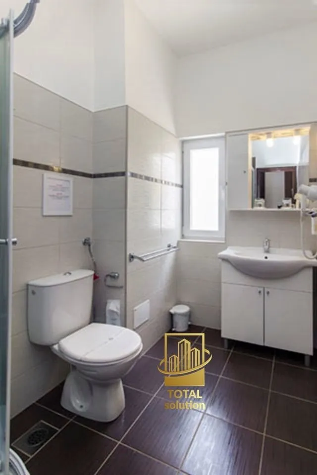 otok murter, uz more- 1. red- uhodani hotel sa tri zvjezdice 850 m2!!! - slika 11