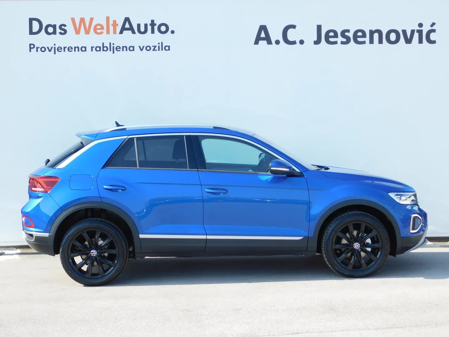 09232 volkswagen t-roc 2.0 tdi style - slika 3