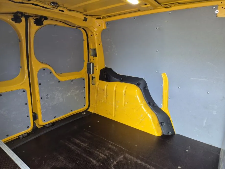 vw caddy 2.0 tdi, novi model, odlično stanje, garancija na vozilo - slika 9