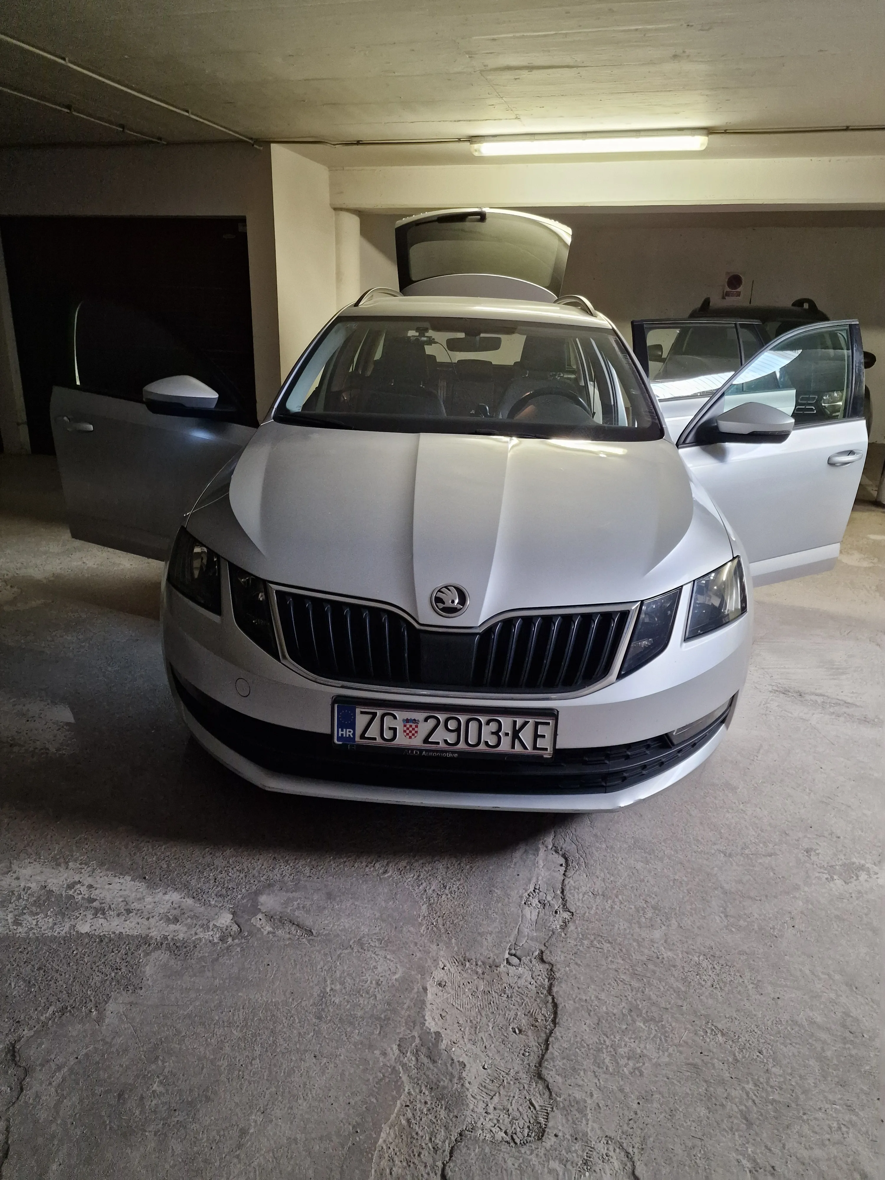 škoda octavia 1.6 tdi euro 6, automatski mjenjač - slika 7