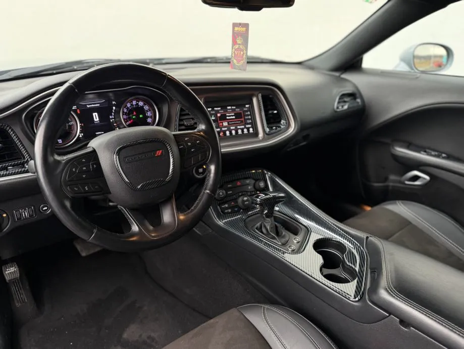 dodge challenger sxt 3,6 v6 - slika 11