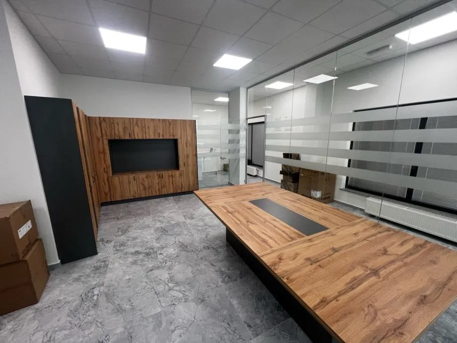 uredski namještaj recepcijski pult i radni stolovi akcija 30%do kraja - slika 18