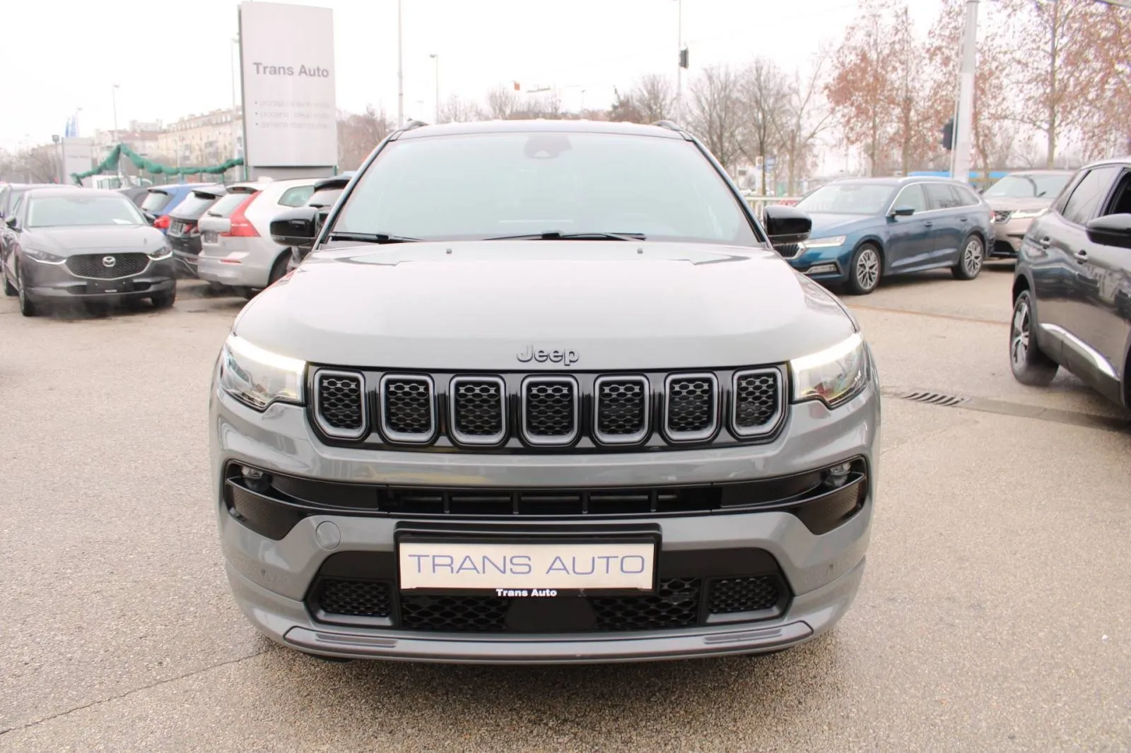 jeep compass 1.3 t4 s automatik *led,navigacija,kamera* - slika 2