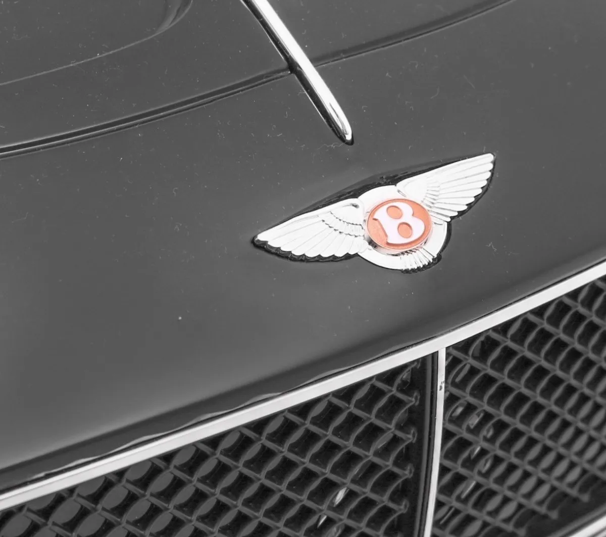 licencirani auto na akumulator bentley exp12 crni - slika 9