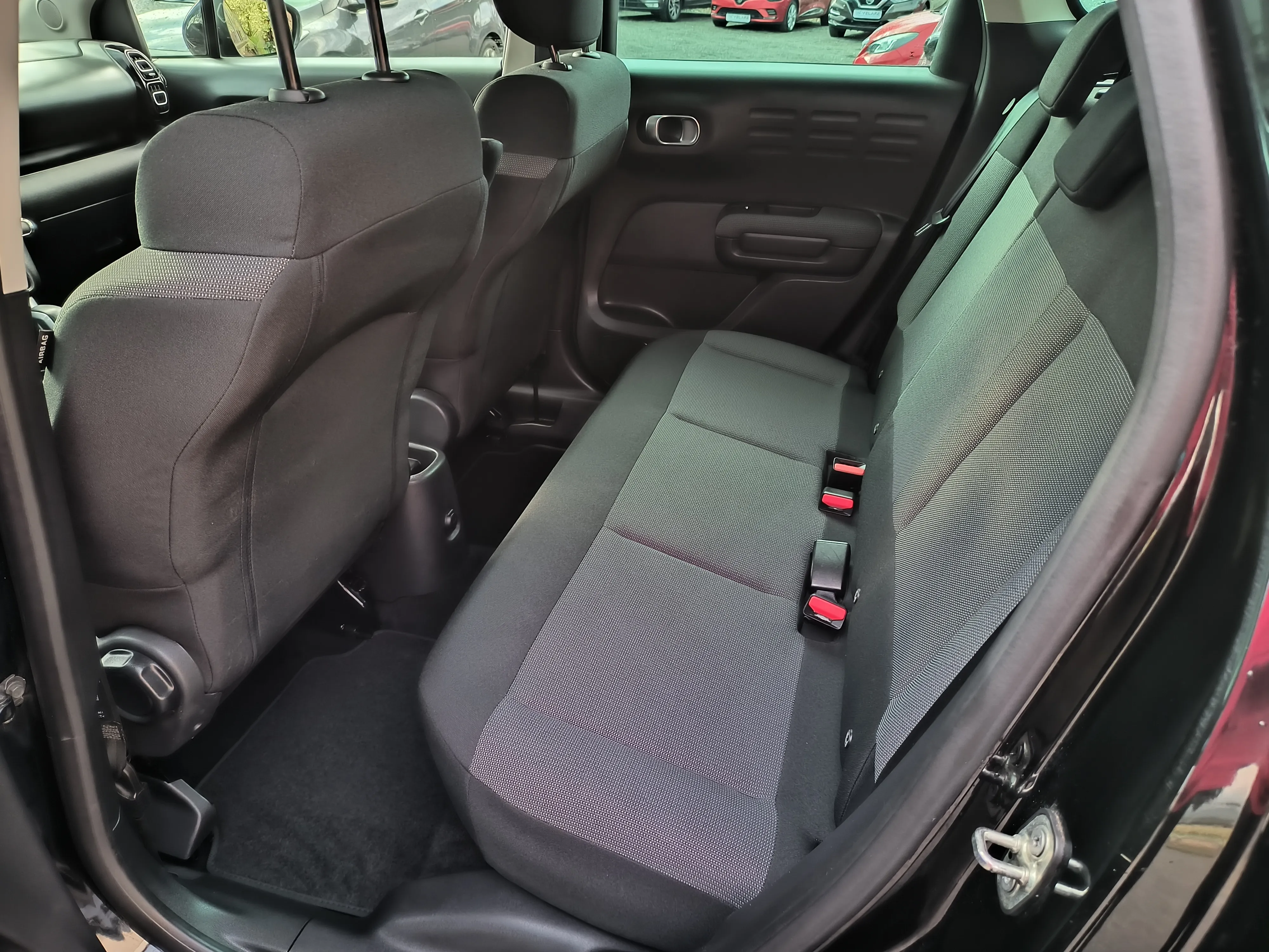 citroën c3 aircross 1,5 bluehdi, shine, automatik, jamstvo, reg. 1 g - slika 14
