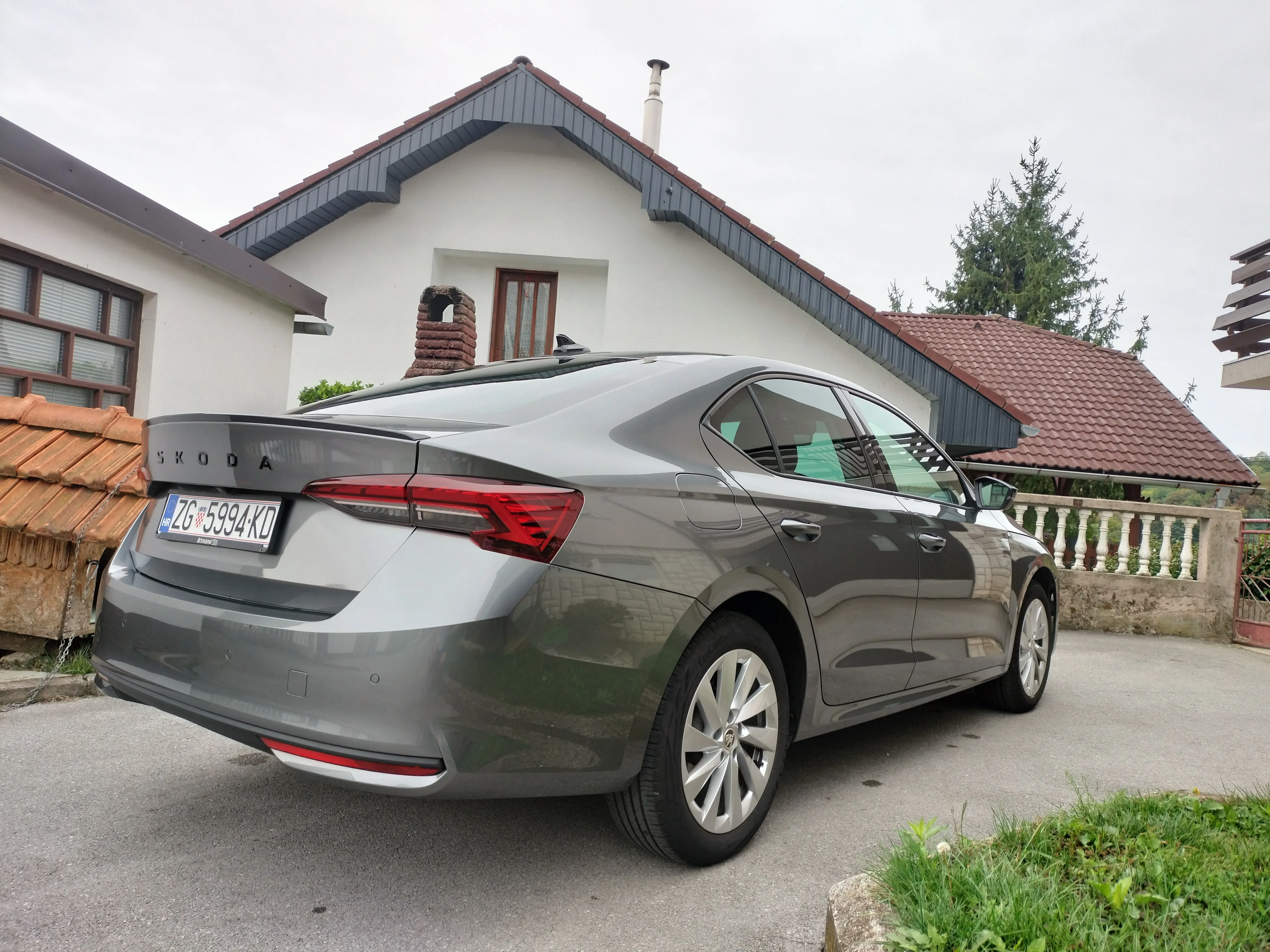 škoda octavia 2.0 tdi 2025 selection - slika 3