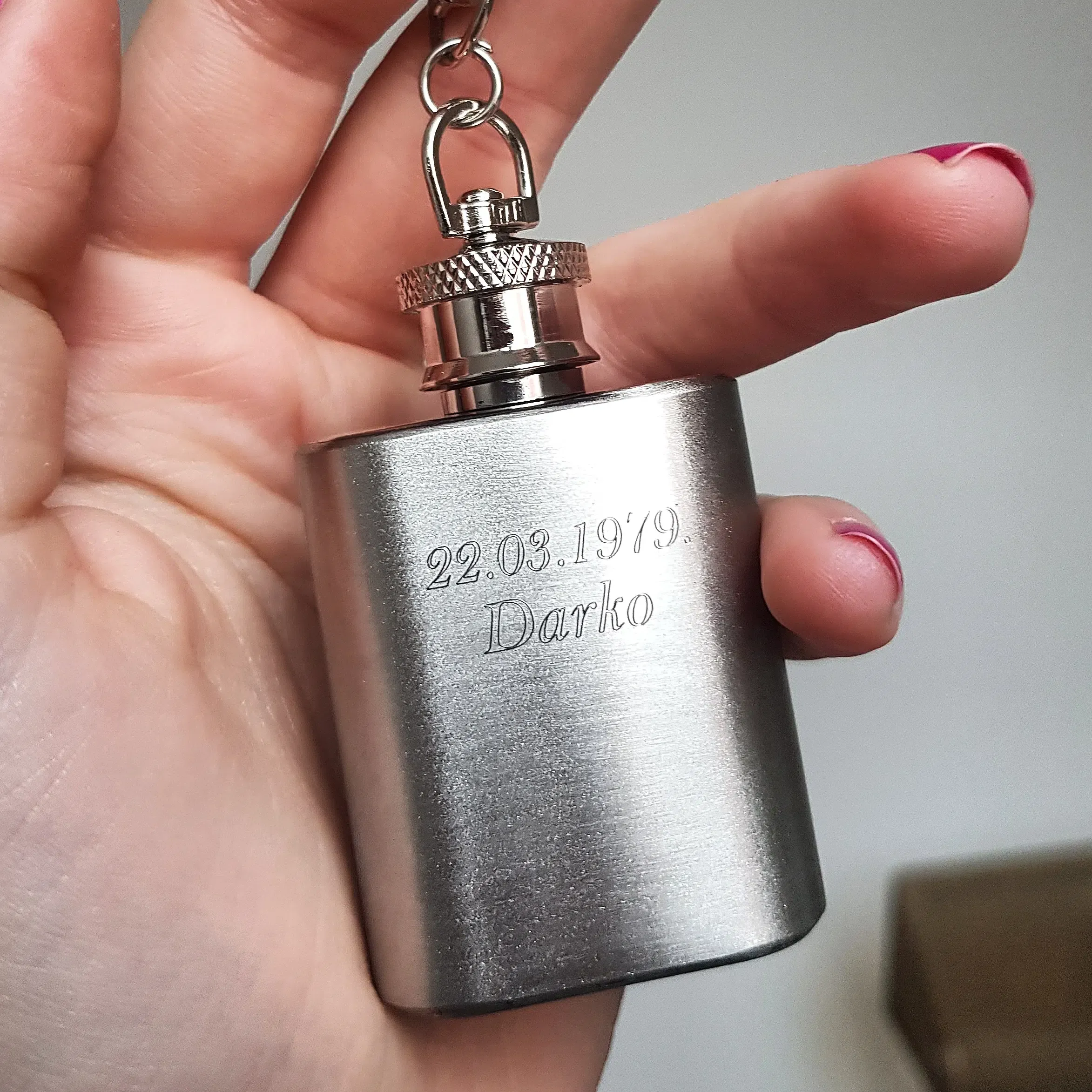 privjesak “pljoska” - slika 2