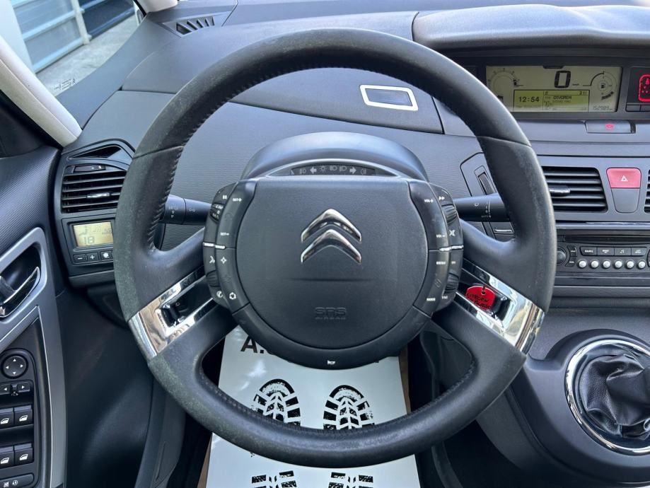 citroën c4 picasso 1,6 vti - 150.000km - garancija - reg 1 god !!! - slika 10
