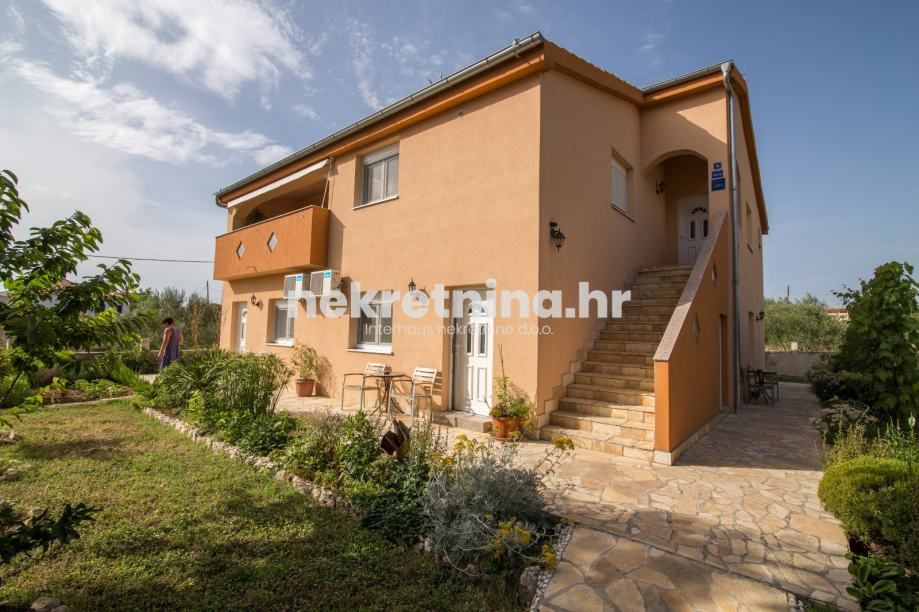 Prodaja - Samostojeća kuća - Biograd na moru - 253m2 (prodaja)