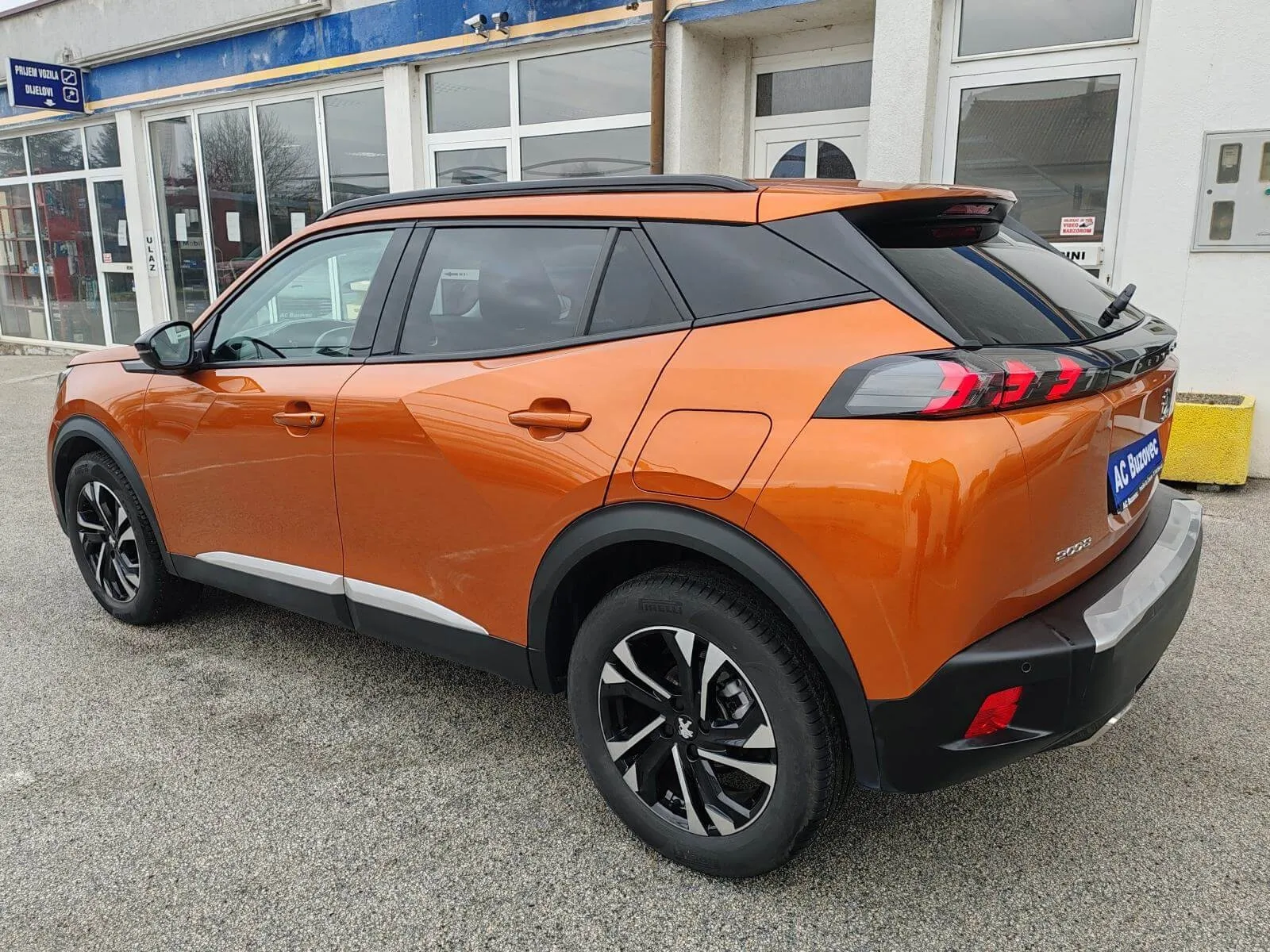 peugeot 2008 1,2 - slika 3