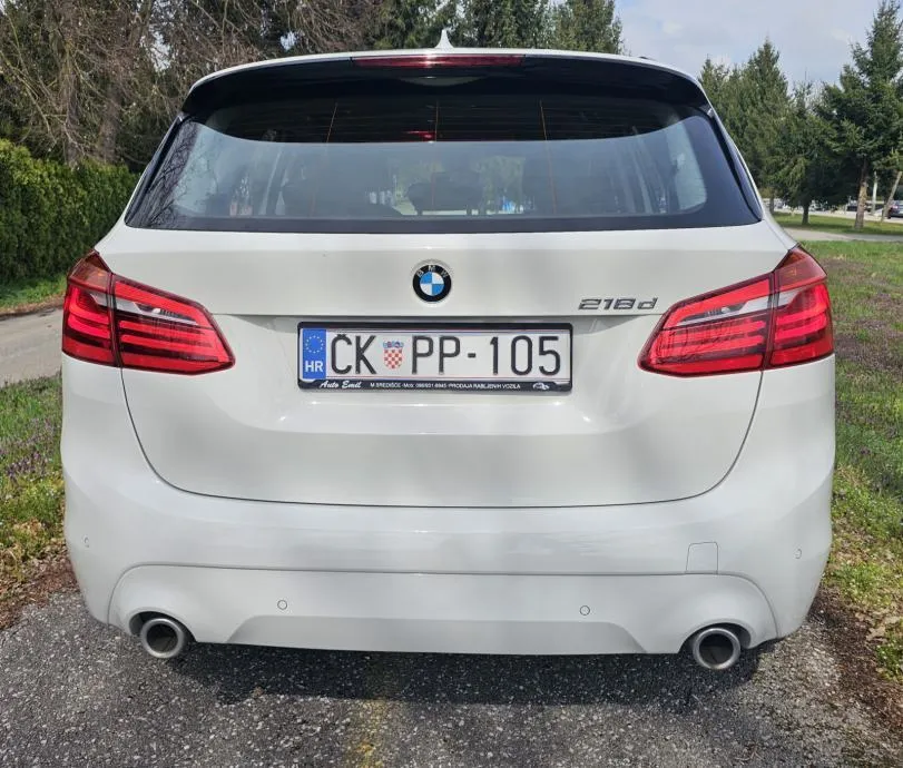 bmw serija 2 active tourer 218d - slika 17